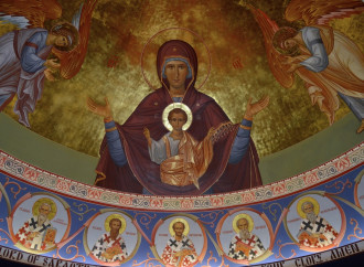 Maria, maternità divina che si apre alla redenzione
