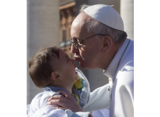 Il Papa denuncia la "Passione dei bambini"