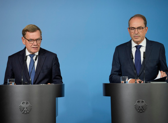 I ministri dell'Interno e degli Esteri della Germania (AP)