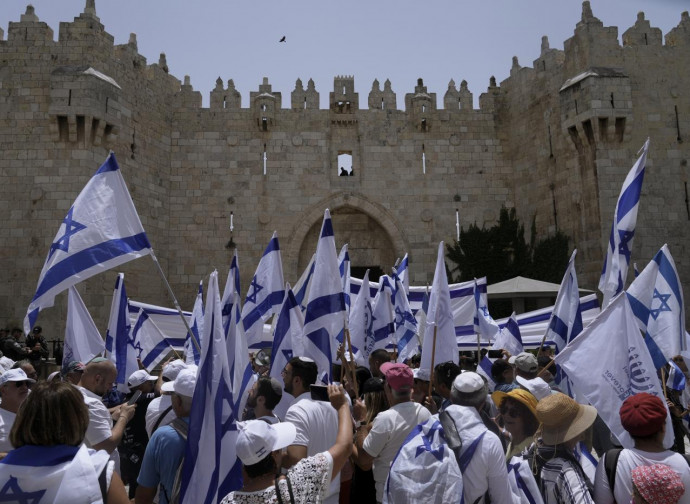Gerusalemme, marcia delle bandiere