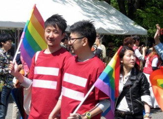 Il Giappone verso le "nozze" gay?