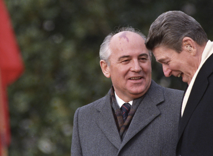 Gorbaciov e Reagan