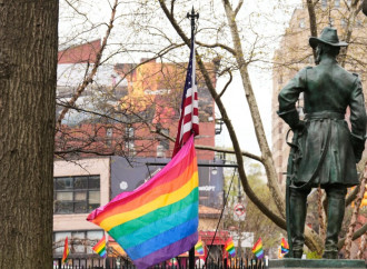 Torna la bandiera gay a Stonewall