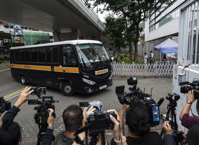 Hong Kong, trasporto degli imputati (La Presse)