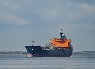 Guerra in Iran, petroliere a rischio (AP)