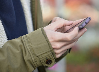 Meta nel mirino dell’Antitrust: “Non può imporre la sua AI”