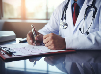 Covid, la reiscrizione per i medici radiati è un atto di giustizia