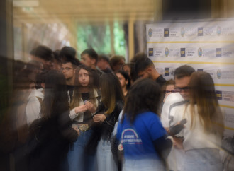 Educazione sessuale, giovani manipolati dalla cultura degli adulti