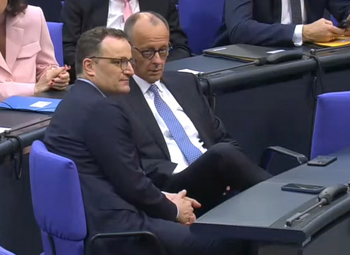 Spahn con Merz al Bundestag nel 2025 (ImagoEconomica)