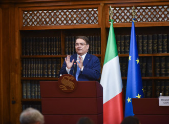 L’Agcom: gli italiani usano sempre meno la Tv per informarsi