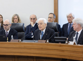 Mattarella, l'appoggio al Csm e l'ingresso a gamba tesa nel referendum