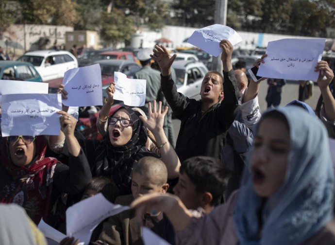 Protesta delle donne a Kabul