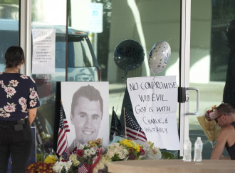 L'assassinio di Charlie Kirk: un punto di svolta nella deriva politica occidentale