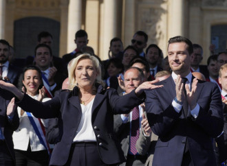 Marine Le Pen (a sinistra), Jordan Bardella (a destra) (La Presse)
