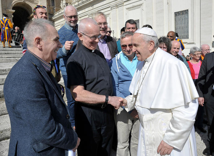 Il Consiglio pastorale Lgbt+ di Westminster con papa Francesco