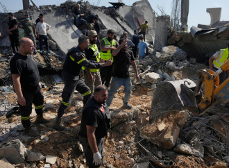 Bombardamenti israeliani nel sud del Libano (AP)