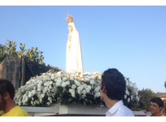 La Madonna di Fatima in Siria, pellegrina di pace