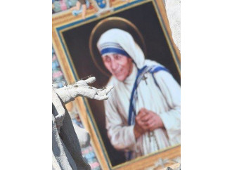 Madre Teresa, una matita nelle mani di Dio