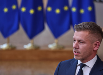 Ungheria, iniziano le purghe e il golpe bianco di Magyar. E l'Ue lo premia