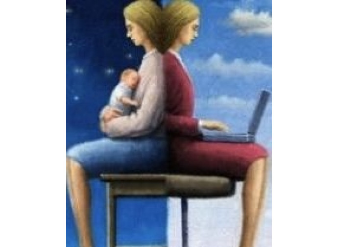 Donna divise tra lavoro e maternità