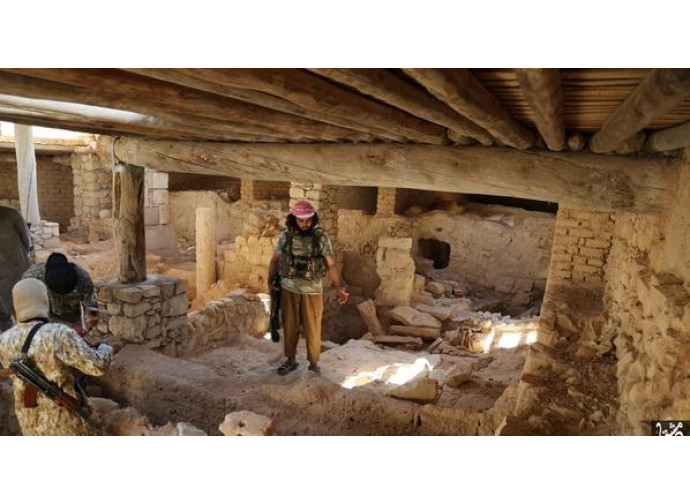 L'Isis profana la tomba di Sant'Elian