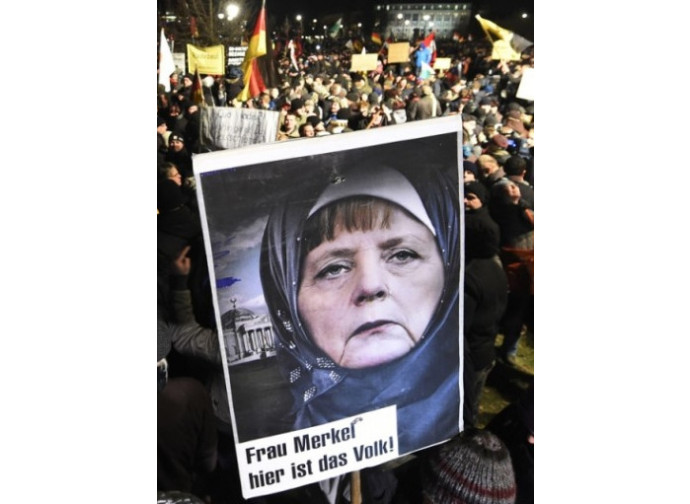 Protesta contro la Merkel