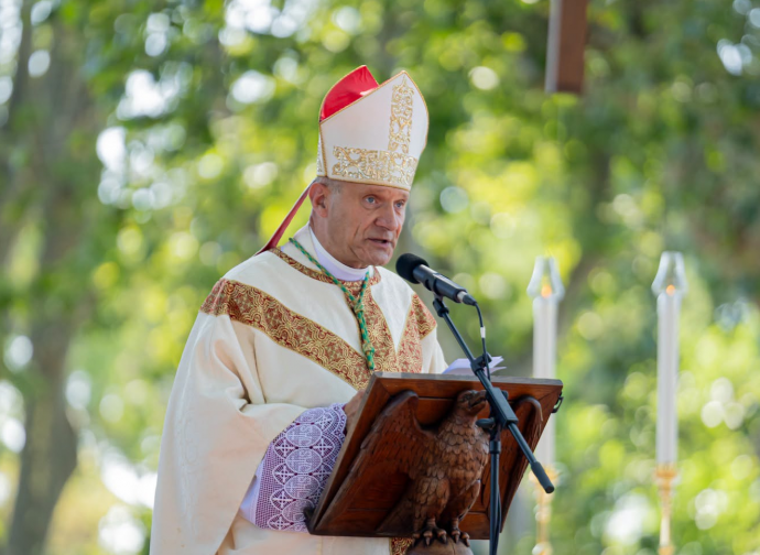 Mons. François Touvet _foto dalla sua pagina Facebook