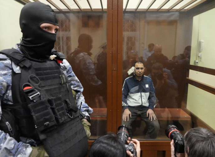 Uno dei sospetti del Crocus City Hall a processo a Mosca (La Presse)