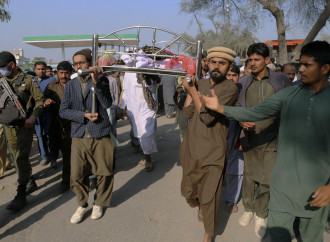 Pakistan, nuove vittime della caccia ai "blasfemi"