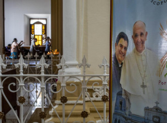 Per scarcerare i sacerdoti il Vaticano scende a patti con Ortega