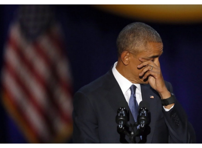 Barack Obama in lacrime nel suo discorso di addio