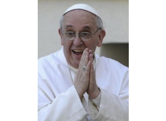 Il Papa chiede parità di stipendi per uomo e donna