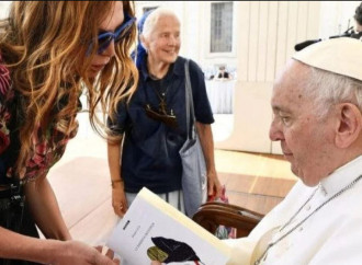 Il Papa e i trans: «Sono figli di Dio!»