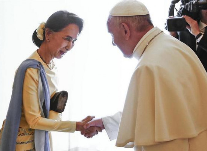 Il Papa con Aung San Suu Kyi