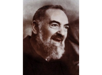 Padre Pio resiste, nella top ten solo due donne