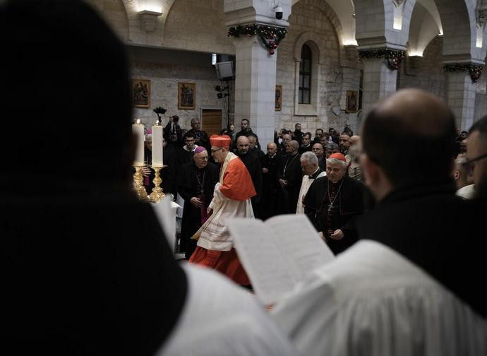 Il cardinale Pizzaballa arriva a Betlemme, nella Basilica della Natività