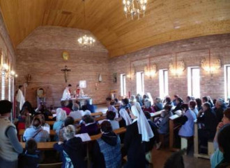 Multata una suora in Kirghizstan per diffusione del Cristianesimo