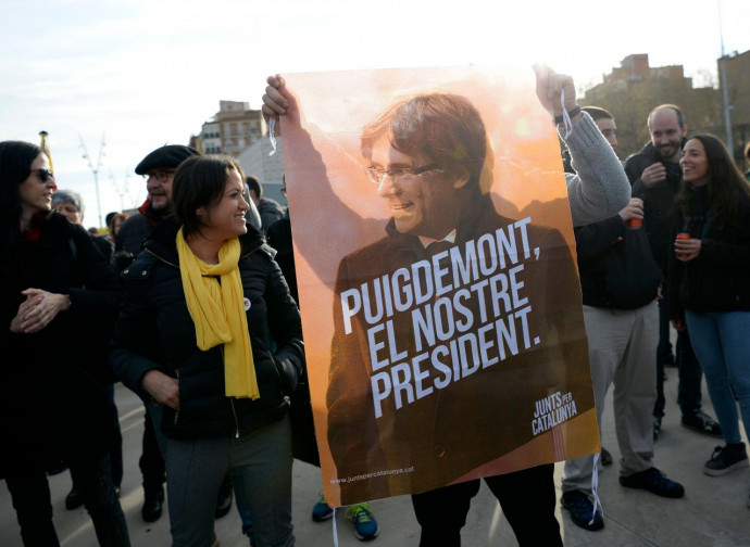 Manifestazione in Catalogna per Puigdemont