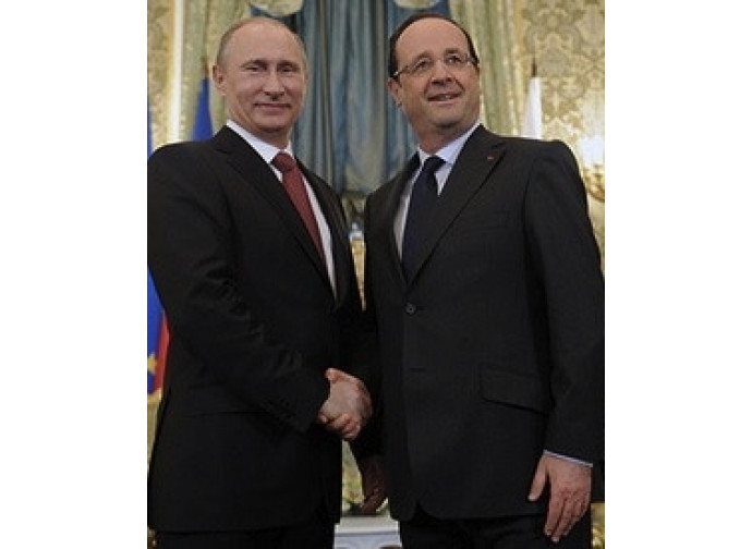 Valdimir Putin con il presidente francese Hiollande