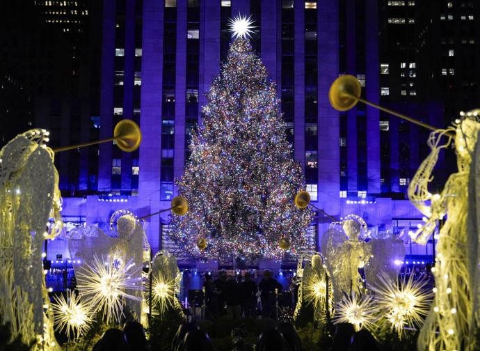 Natale al Rockfeller Center di New York (La Presse)