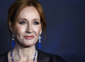 La Rowling difende la propria femminilità