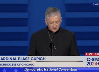 Cupich, l'amico del Papa parla ai Dem mentre fanno aborti