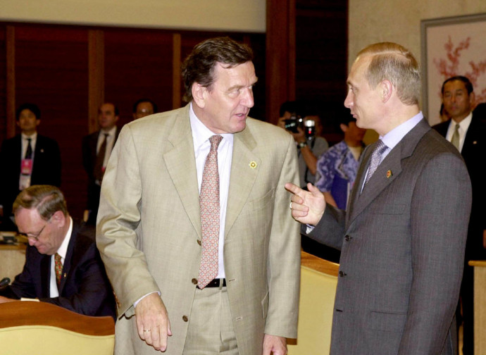 Schroeder e Putin, nel G8 del 2000