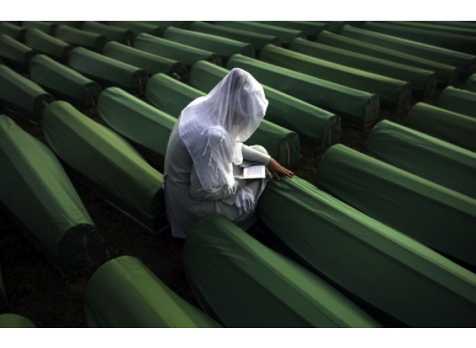Nel massacro di Srebrenica morirono più di 8mila musulmani