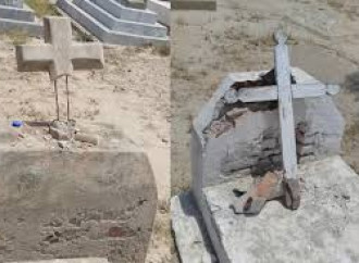 Profanato un cimitero cristiano in Pakistan