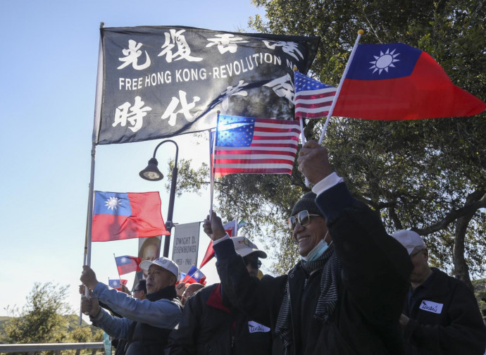 Manifestazione pro Taiwan e pro Hong Kong per l'arrivo di Tsai Ing-wen negli Usa