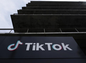 Gli Usa vogliono vietare TikTok, perché è cinese. I social sono politica