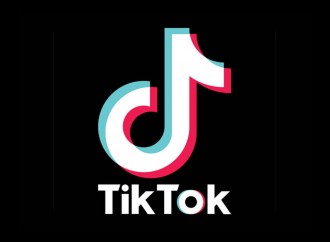 Così TikTok propone ai minori video porno e droga
