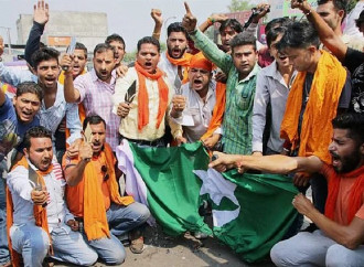 Due sacerdoti, due suore e un catechista aggrediti in India