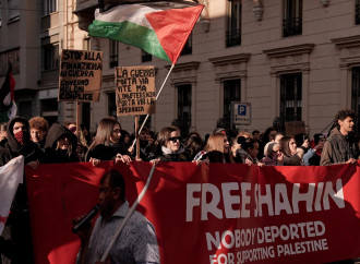 Squadristi rossi contro La Stampa, o della sinistra che divora se stessa